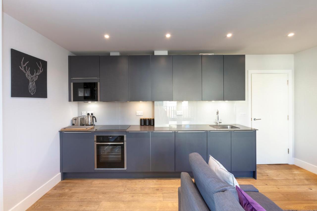 Hampden Apartments - The Anne วินด์เซอร์ ภายนอก รูปภาพ